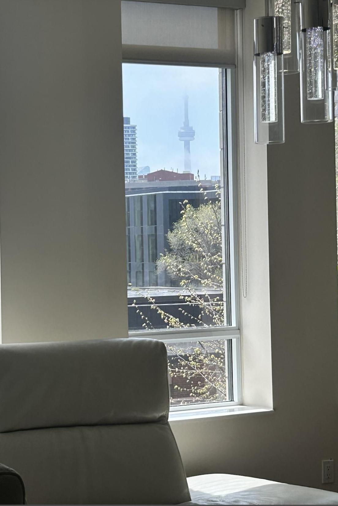 1560 Sqft Elegant Condo At Downtown Hi-End Shopping & Dining Area - Cn Tower View, Bidet, Lockbox Toronto Exterior photo